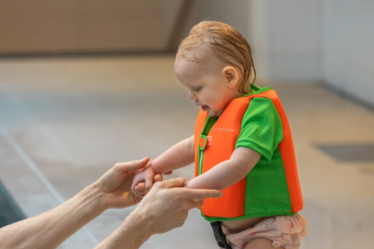 Swim Vest Orange/Lime - Image 4
